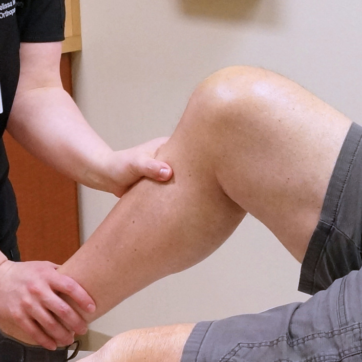 orthopedic patient knee examination